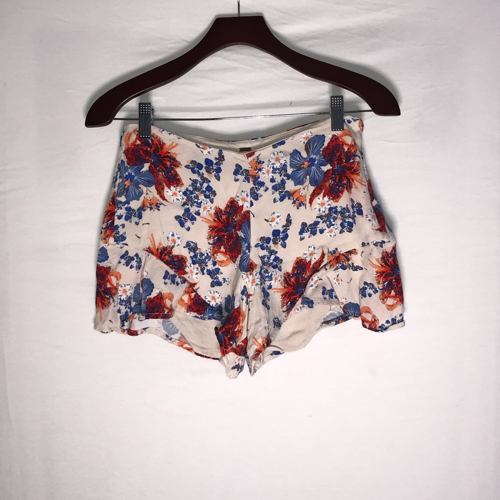 floral ruffle shorts